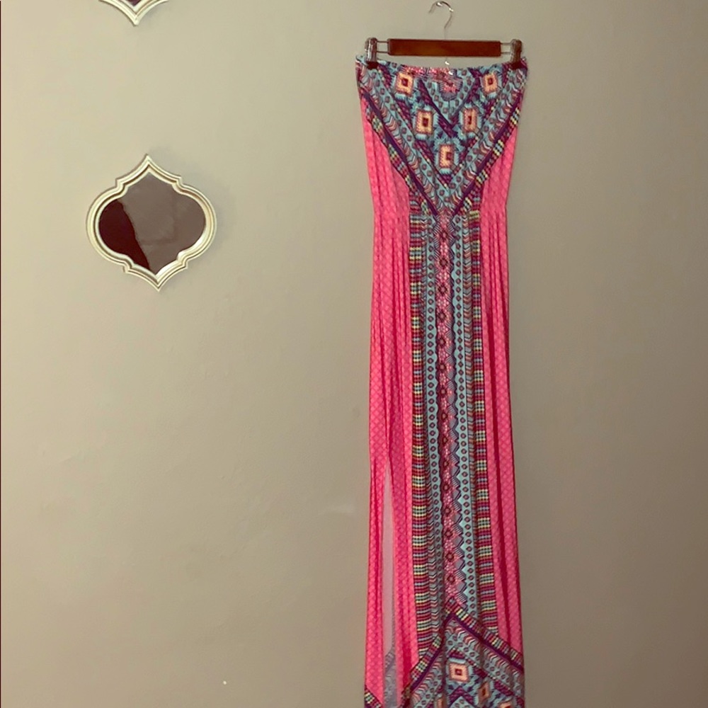 🌺Brightly Colored Maxi Dress🌺